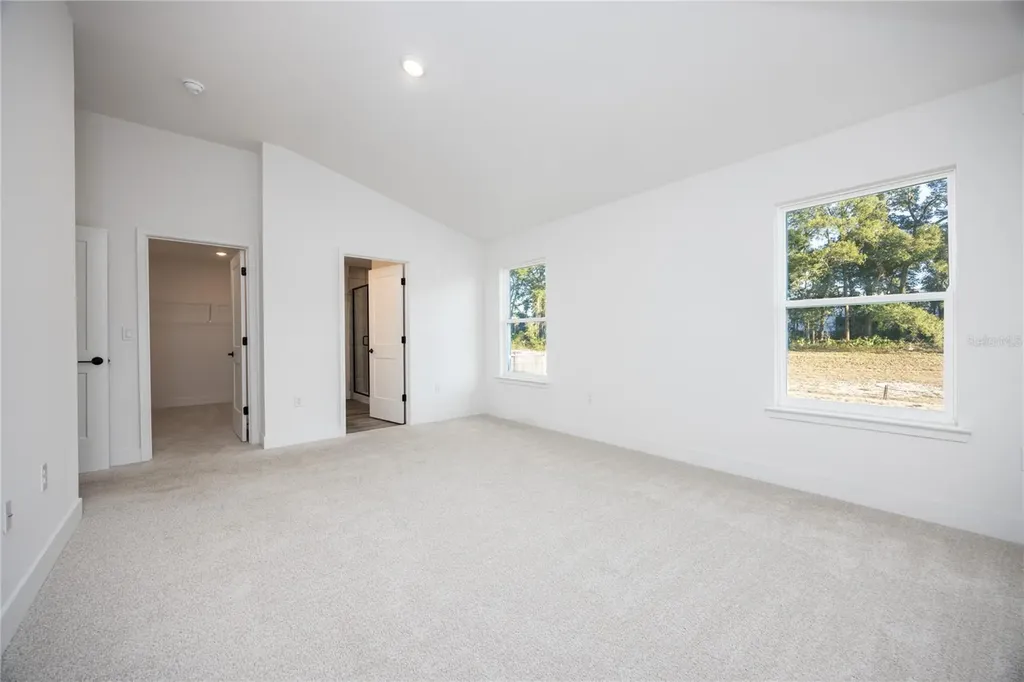 25039 SW 250th Place Newberry FL 32669