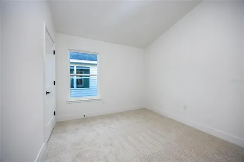 25039 SW 250th Place Newberry FL 32669