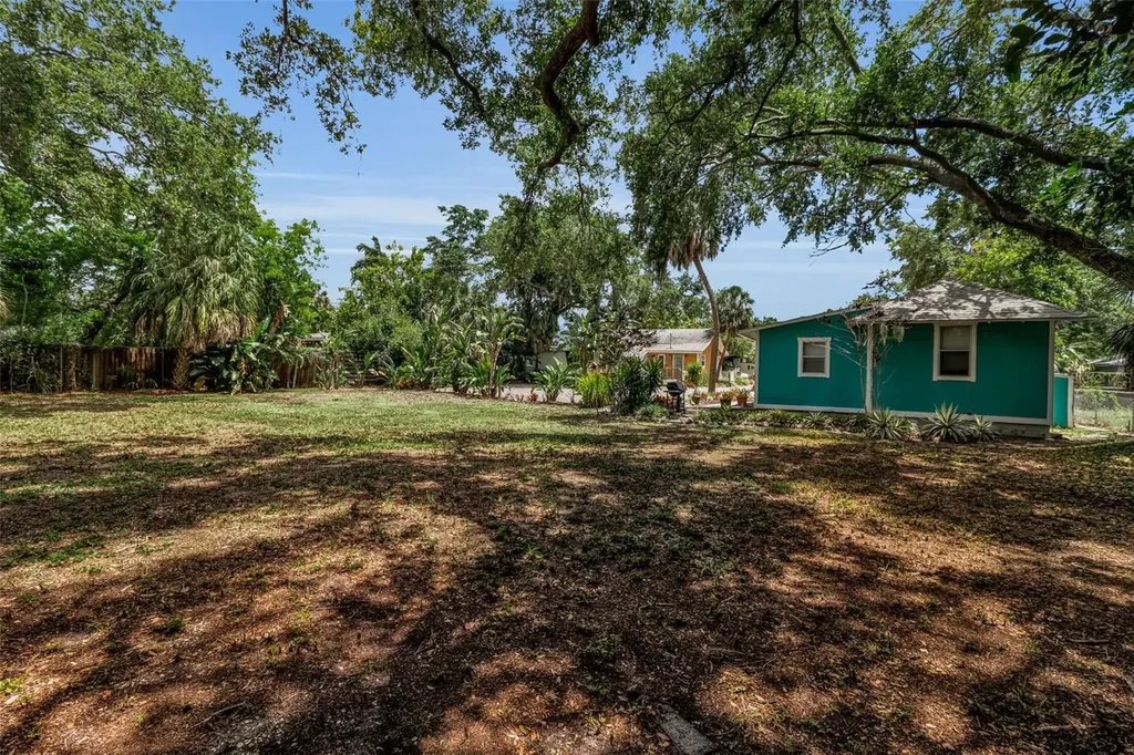 1817 6 Th Street Sarasota FL 34236