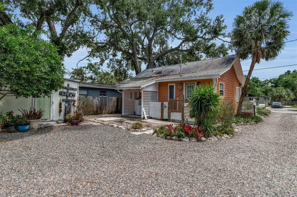 1817 6 Th Street Sarasota FL 34236