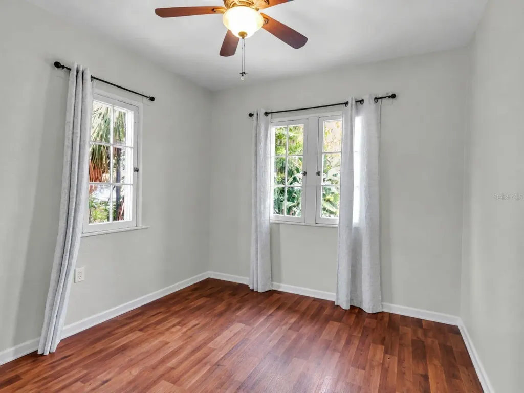 1817 6 Th Street Sarasota FL 34236