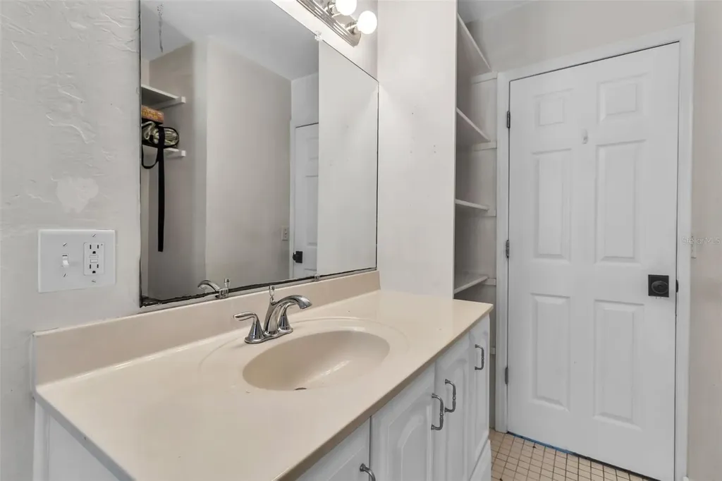 1817 6 Th Street Sarasota FL 34236