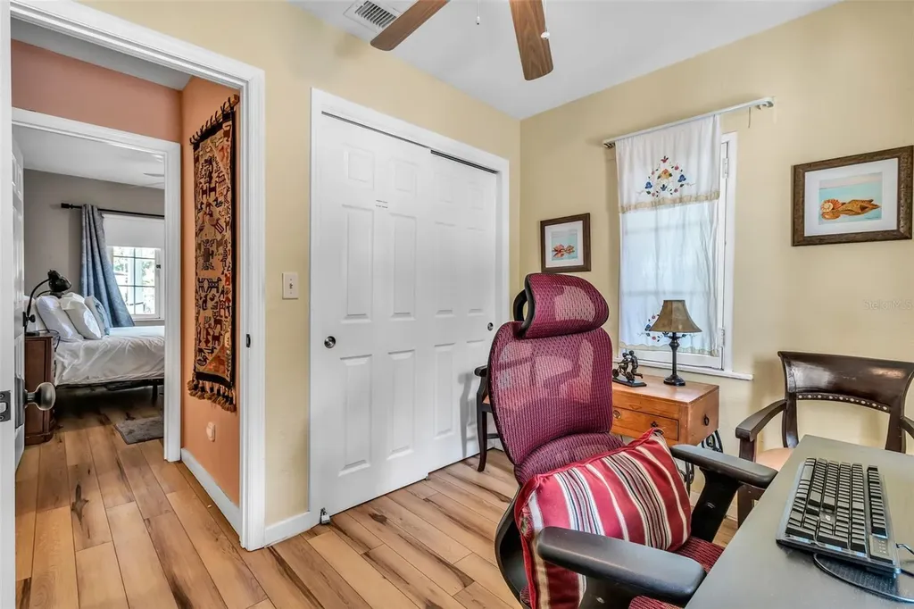 1817 6 Th Street Sarasota FL 34236