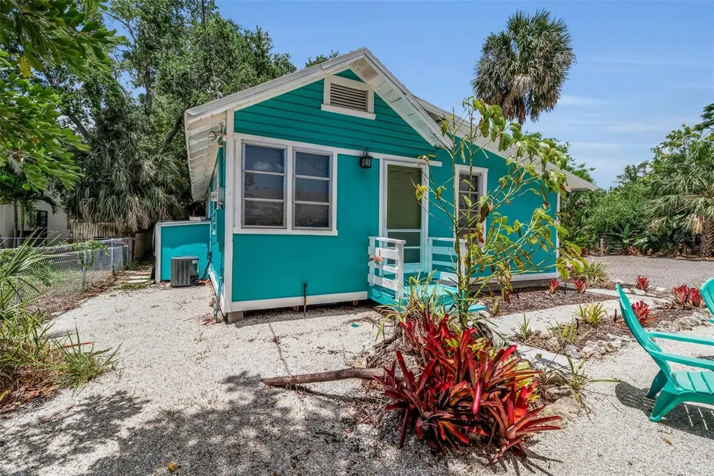 1817 6 Th Street Sarasota FL 34236