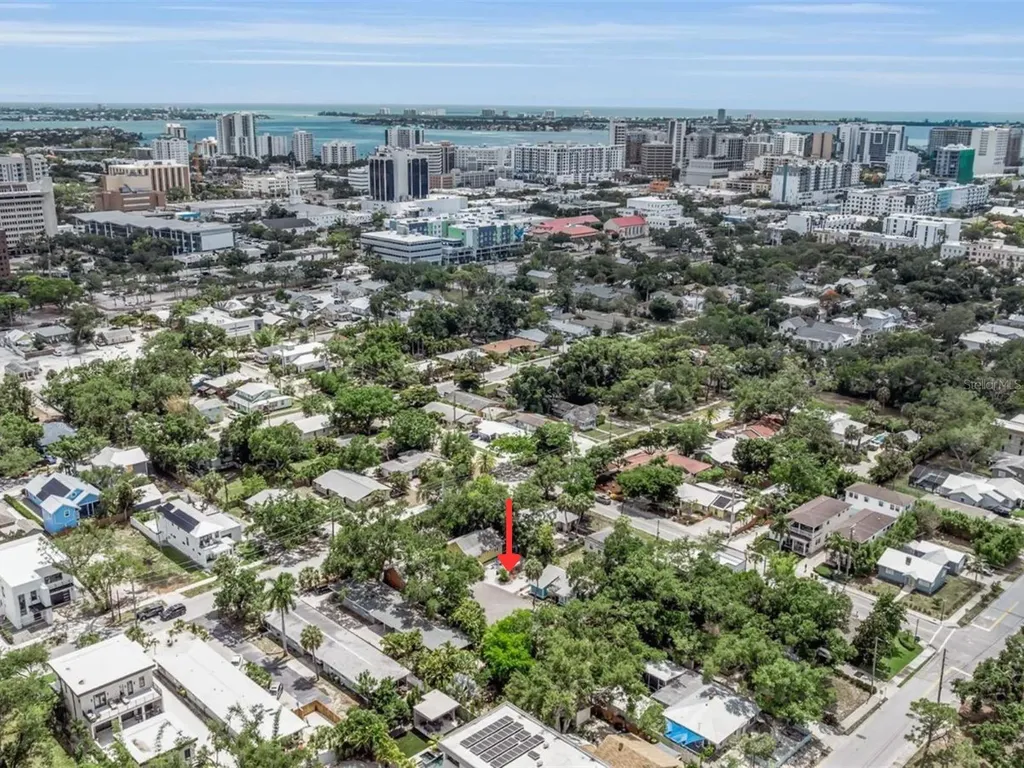 1817 6 Th Street Sarasota FL 34236