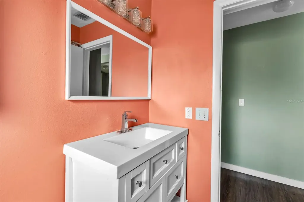 1817 6 Th Street Sarasota FL 34236