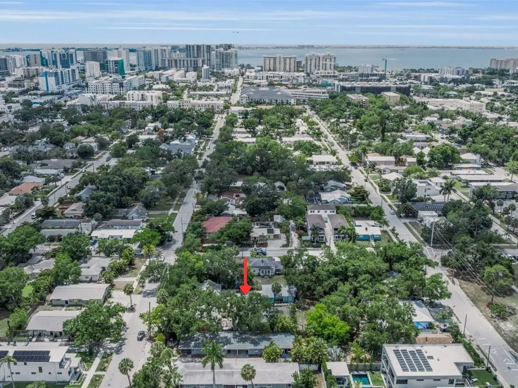 1817 6 Th Street Sarasota FL 34236