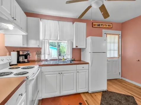1817 6 Th Street Sarasota FL 34236