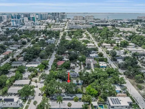 1817 6 Th Street Sarasota FL 34236