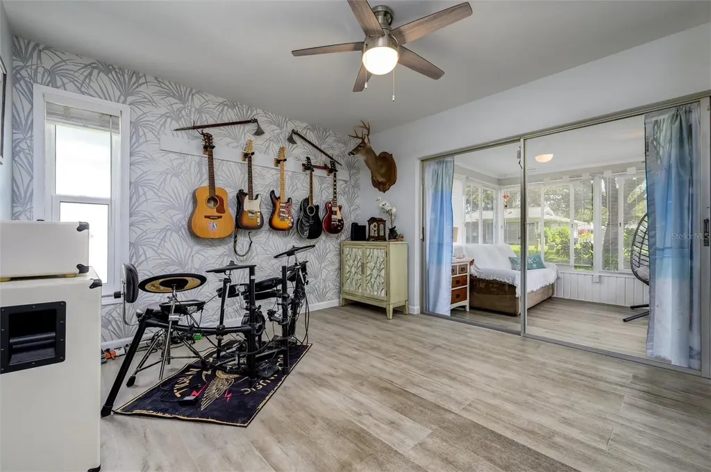 1472 Queen Anne Drive Palm Harbor FL 34684