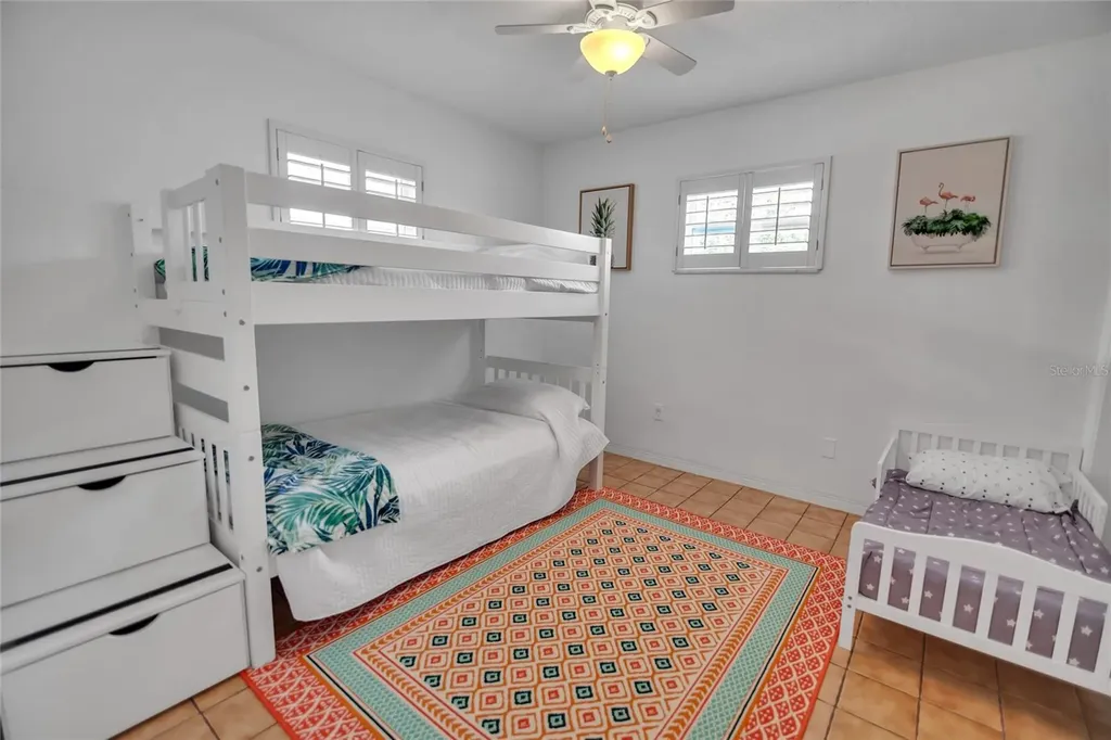 6567 Hillside Avenue Seminole FL 33772