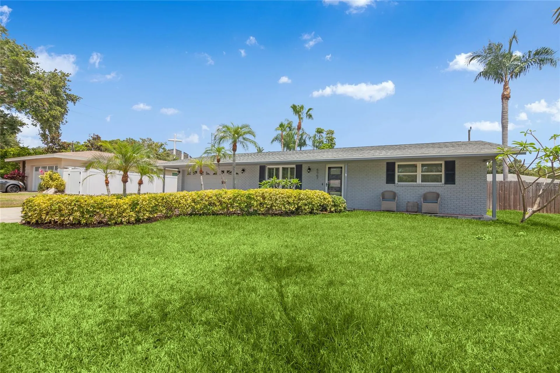 6567 Hillside Avenue Seminole FL 33772