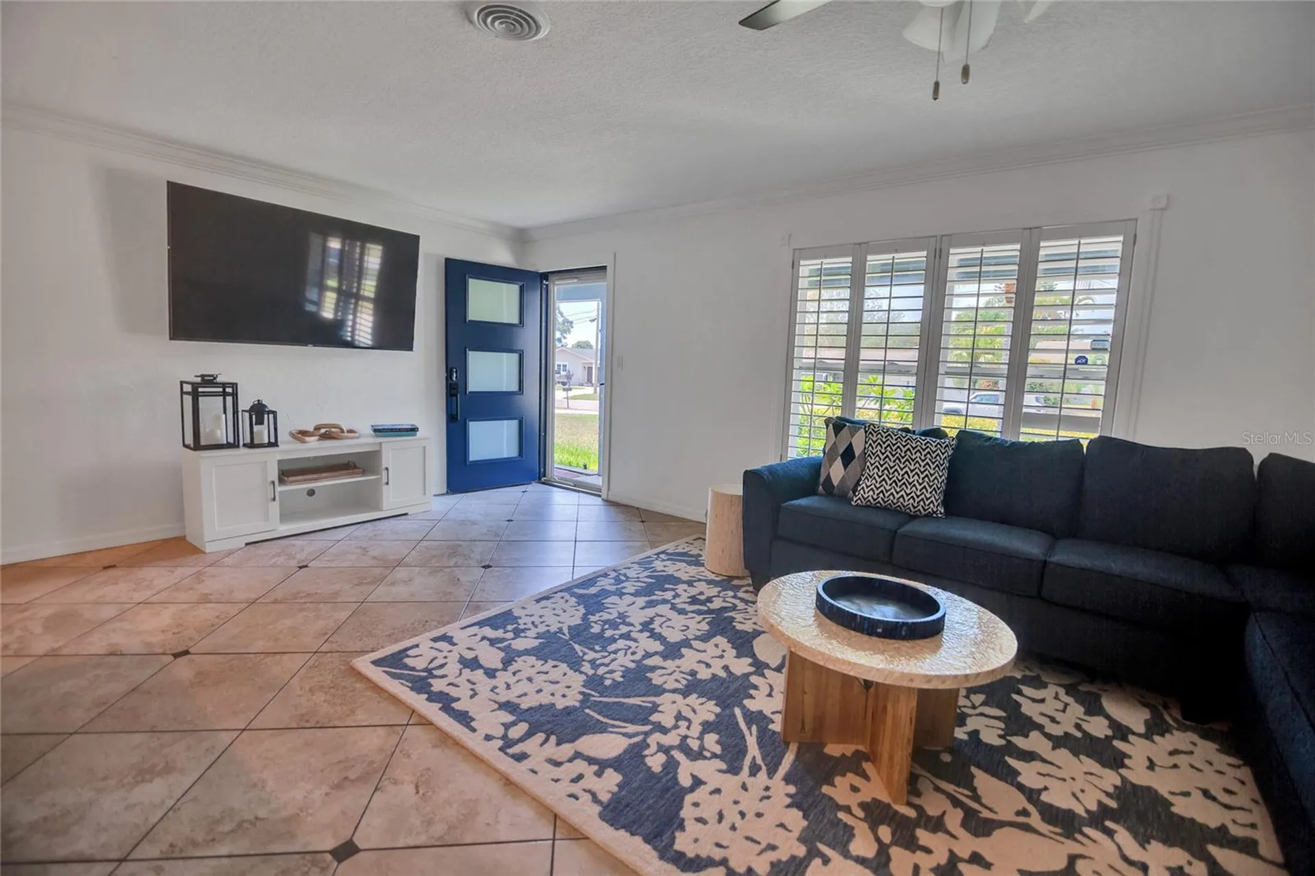 6567 Hillside Avenue Seminole FL 33772