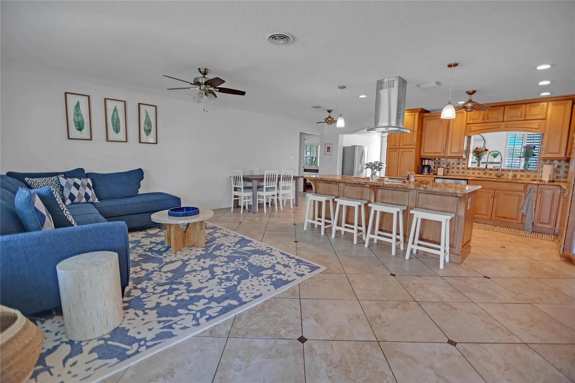 6567 Hillside Avenue Seminole FL 33772