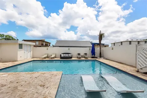 R1491 Paseo Dulcemar Levittown Lakes Toa Baja PR 00949