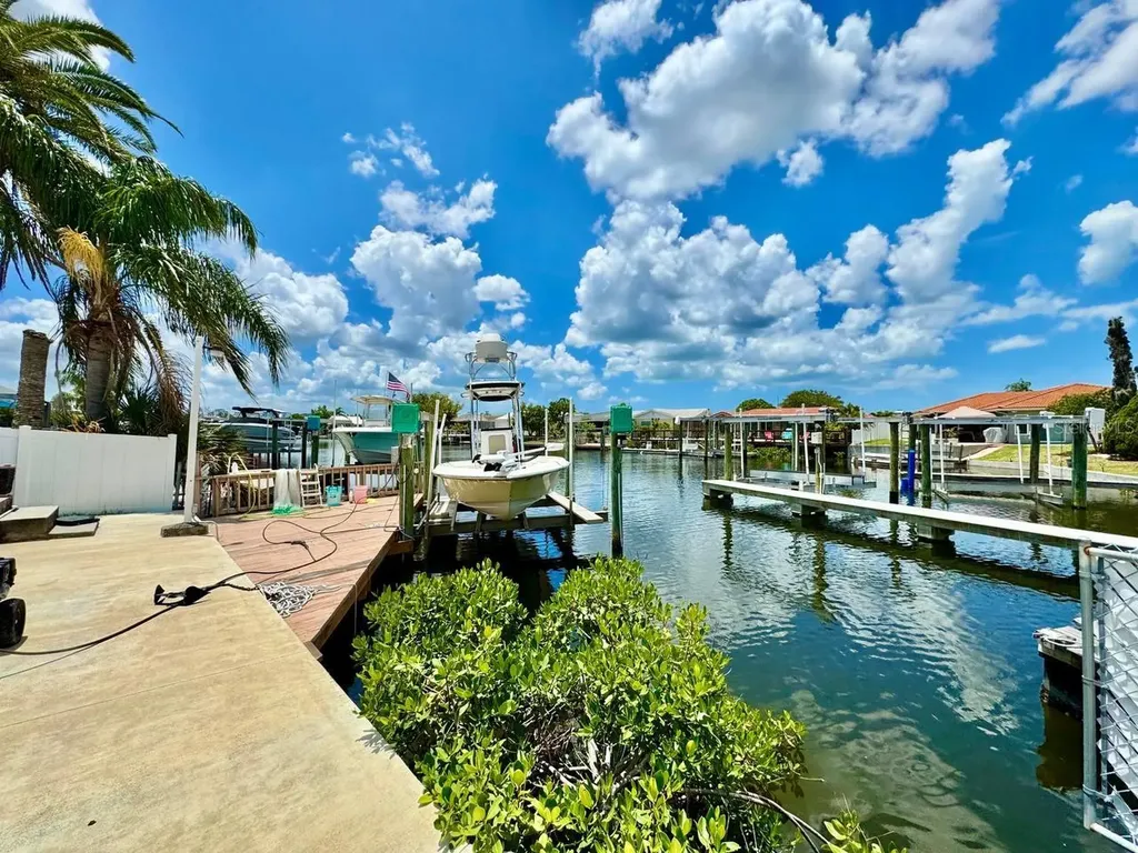 5017 Anchor Way New Port Richey FL 34652
