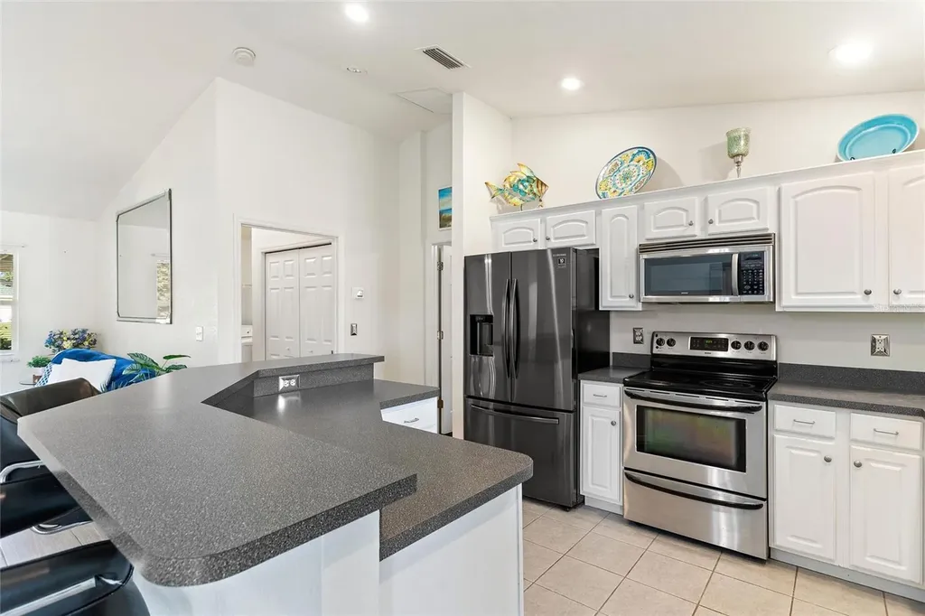 6225 Amaryllis Drive Indian Lake Estates FL 33855