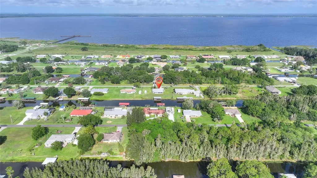 6225 Amaryllis Drive Indian Lake Estates FL 33855