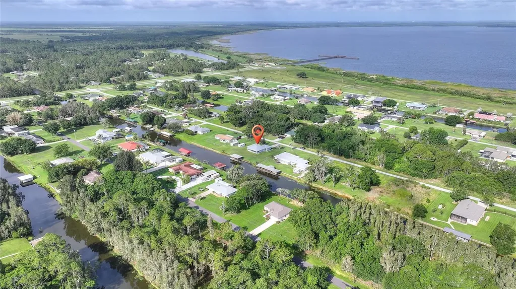 6225 Amaryllis Drive Indian Lake Estates FL 33855