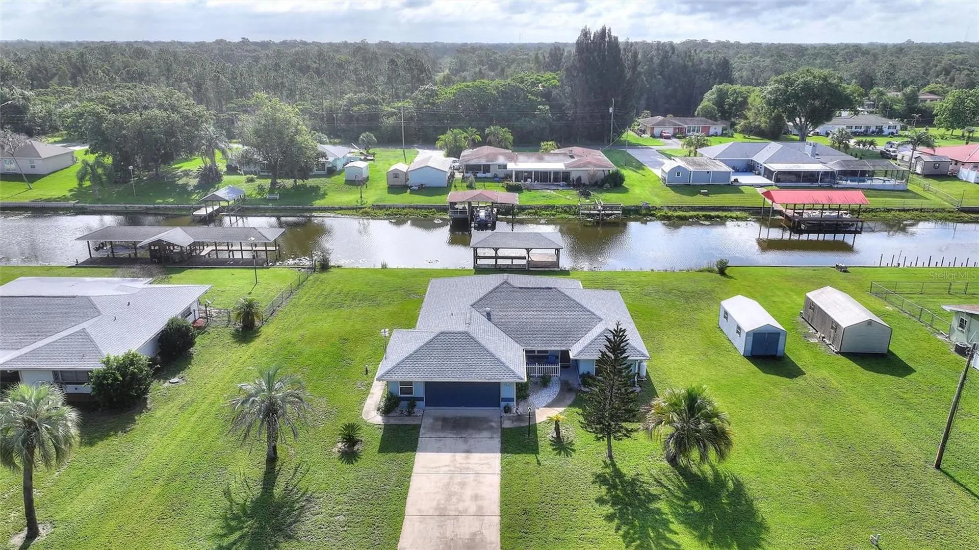 6225 Amaryllis Drive Indian Lake Estates FL 33855
