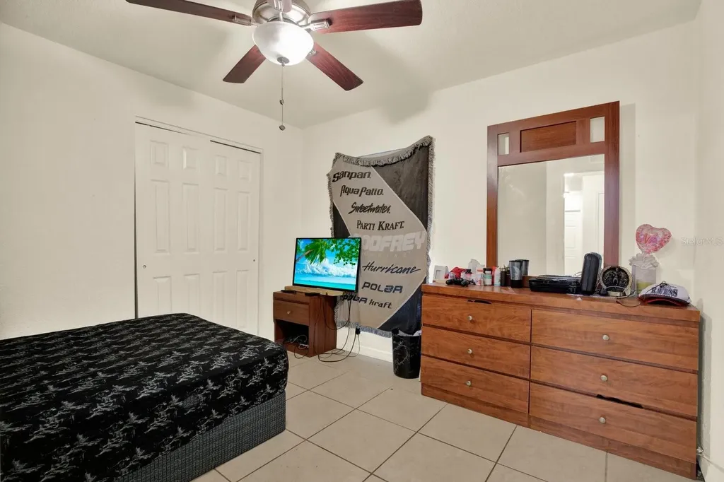 4635 26th Avenue N St Petersburg FL 33713