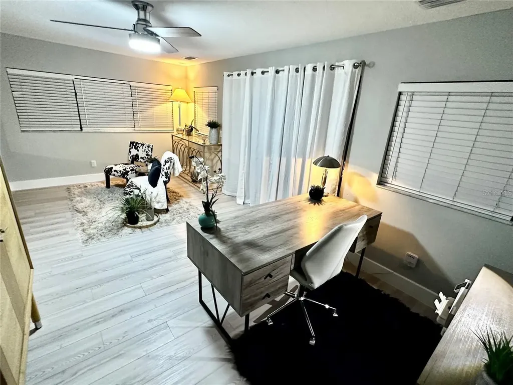 3888 Easton Street Sarasota FL 34238