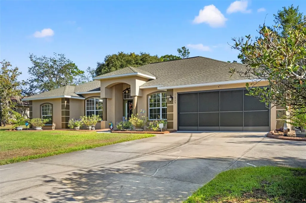 11929 Osprey Avenue Weeki Wachee FL 34614