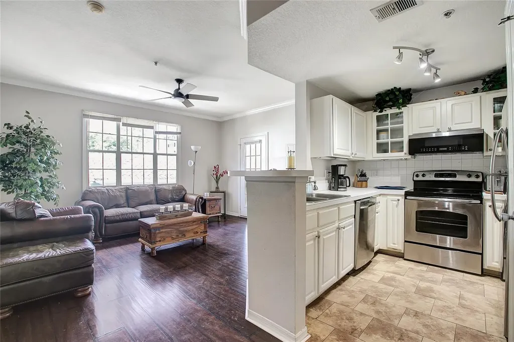 501 Knights Run Avenue Tampa FL 33602
