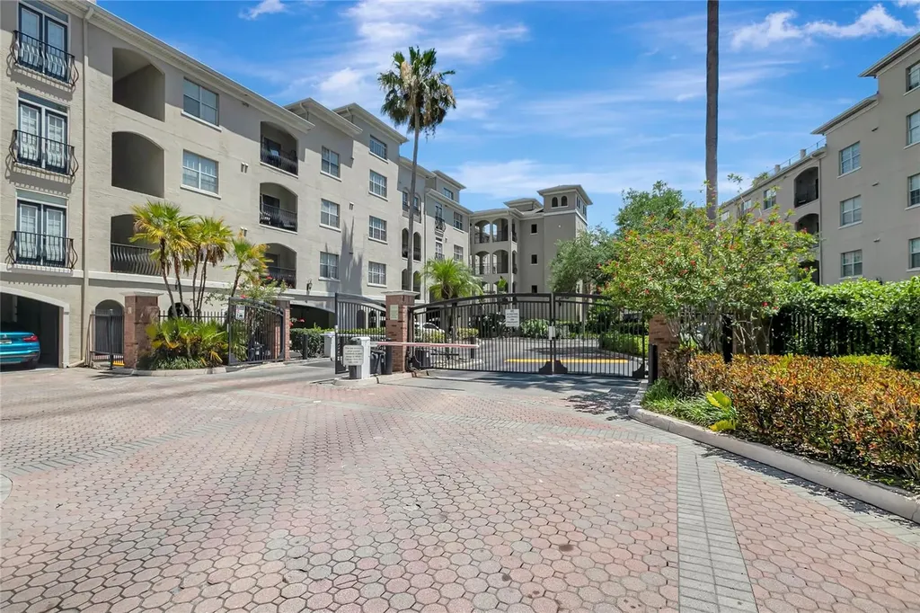501 Knights Run Avenue Tampa FL 33602