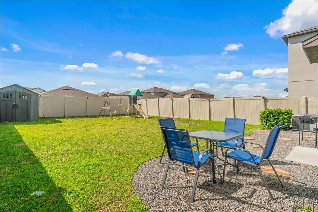 9440 Lemon Drop Loop Sun City Center FL 33573