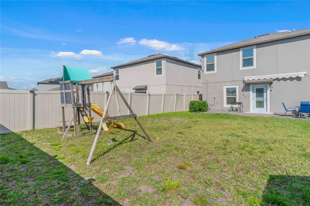 9440 Lemon Drop Loop Sun City Center FL 33573
