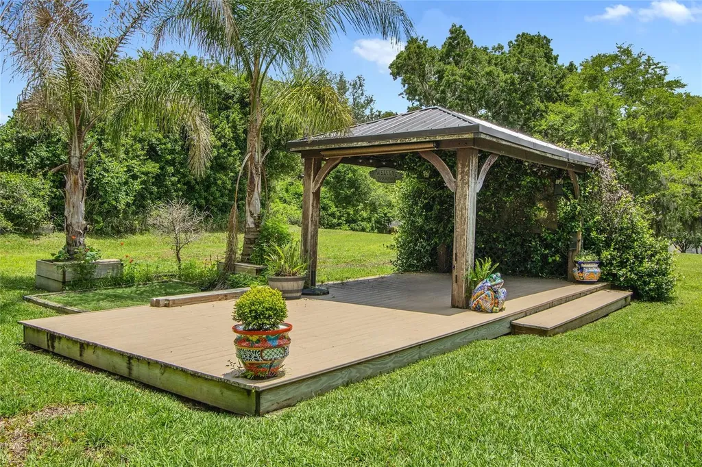 10107 Kimbrough Drive Brooksville FL 34601