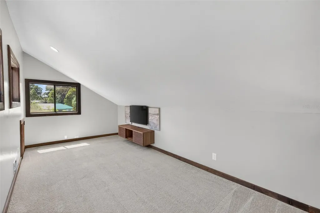 536 NE 43rd Court Ocala FL 34470