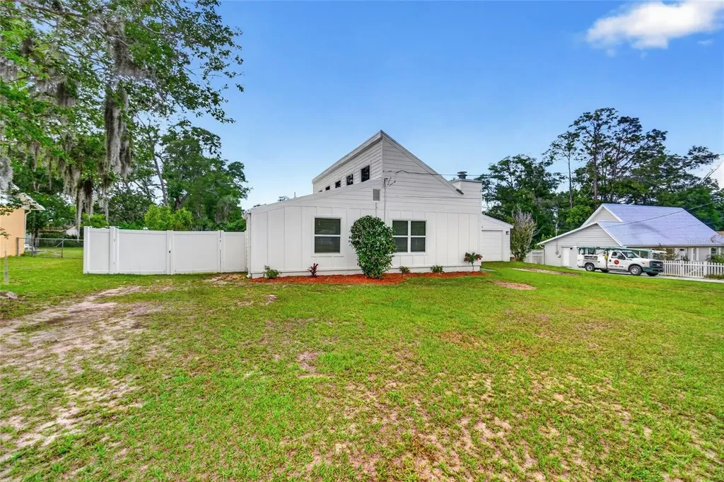 536 NE 43rd Court Ocala FL 34470