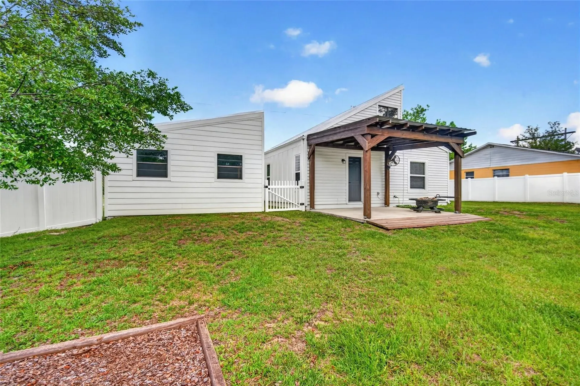 536 NE 43rd Court Ocala FL 34470