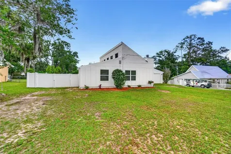 536 NE 43rd Court Ocala FL 34470