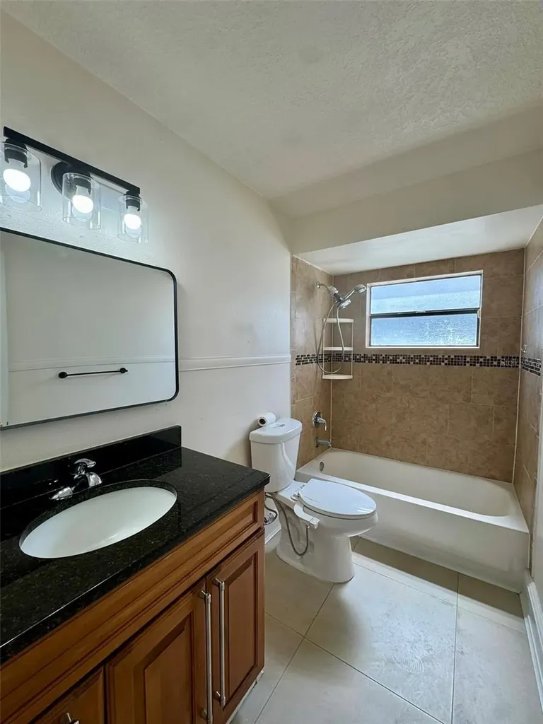 14 York Court Kissimmee FL 34758