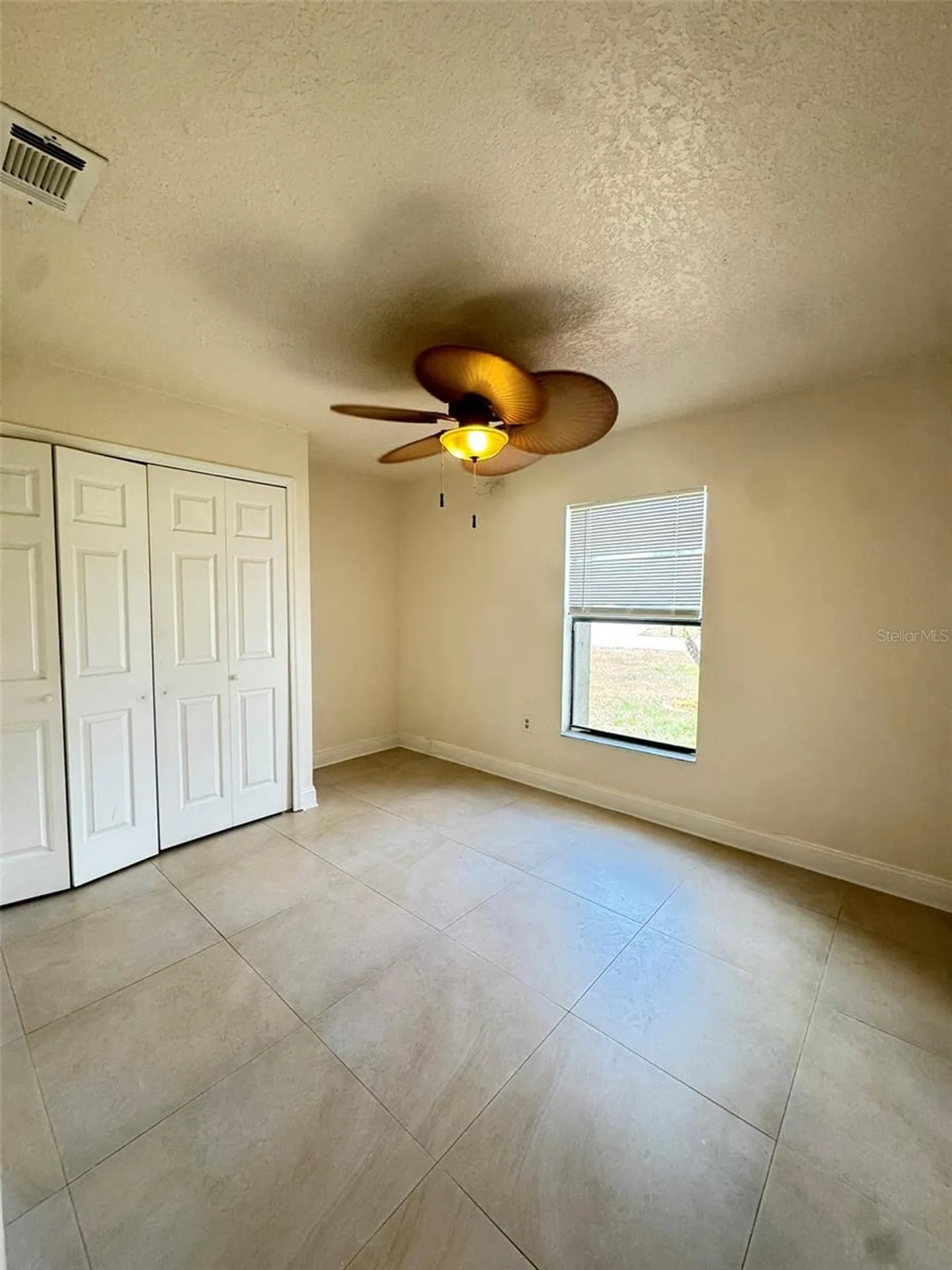 14 York Court Kissimmee FL 34758