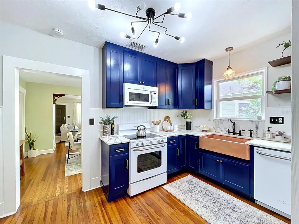 104 W Chelsea Street Tampa FL 33603