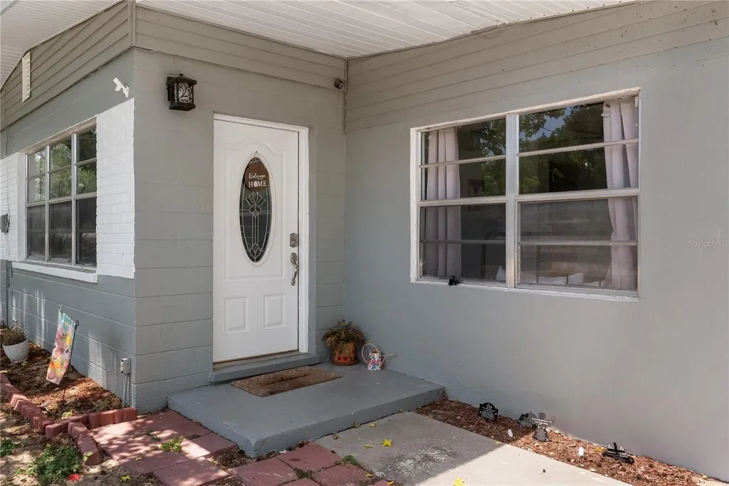12 Beverly Drive Frostproof FL 33843
