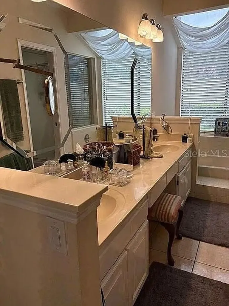 4018 Corrientes Court E Jacksonville FL 32217