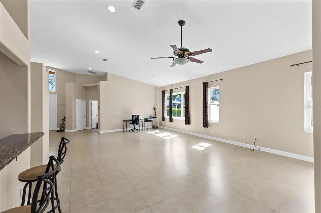 683 Oak Hollow Way Altamonte Springs FL 32714