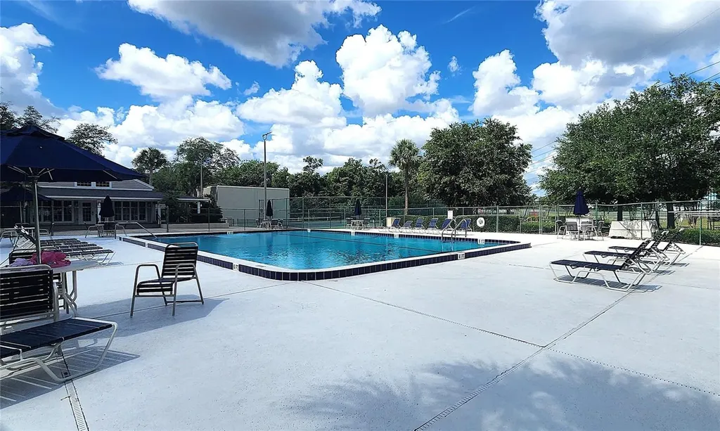 683 Oak Hollow Way Altamonte Springs FL 32714