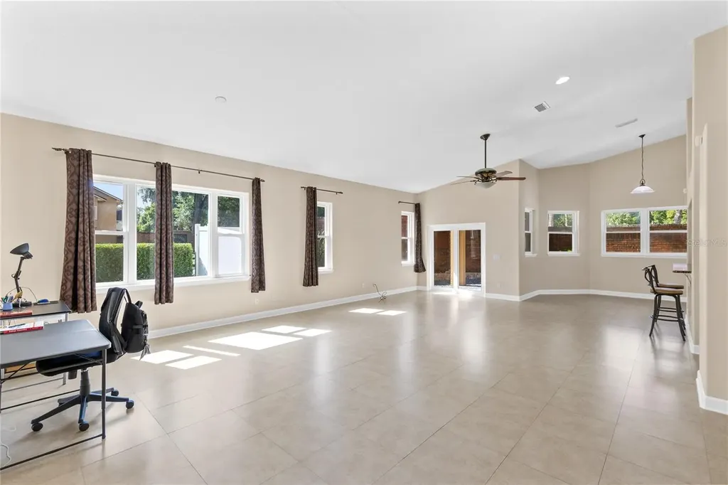 683 Oak Hollow Way Altamonte Springs FL 32714