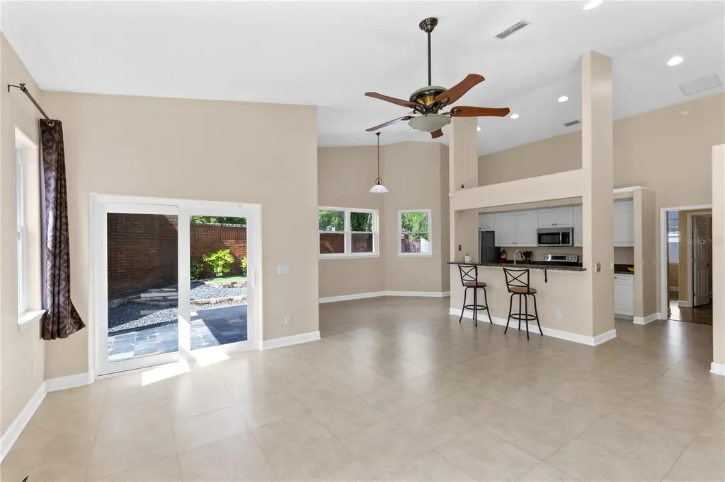 683 Oak Hollow Way Altamonte Springs FL 32714