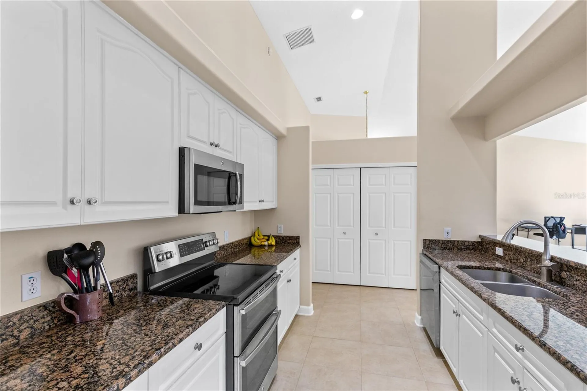 683 Oak Hollow Way Altamonte Springs FL 32714