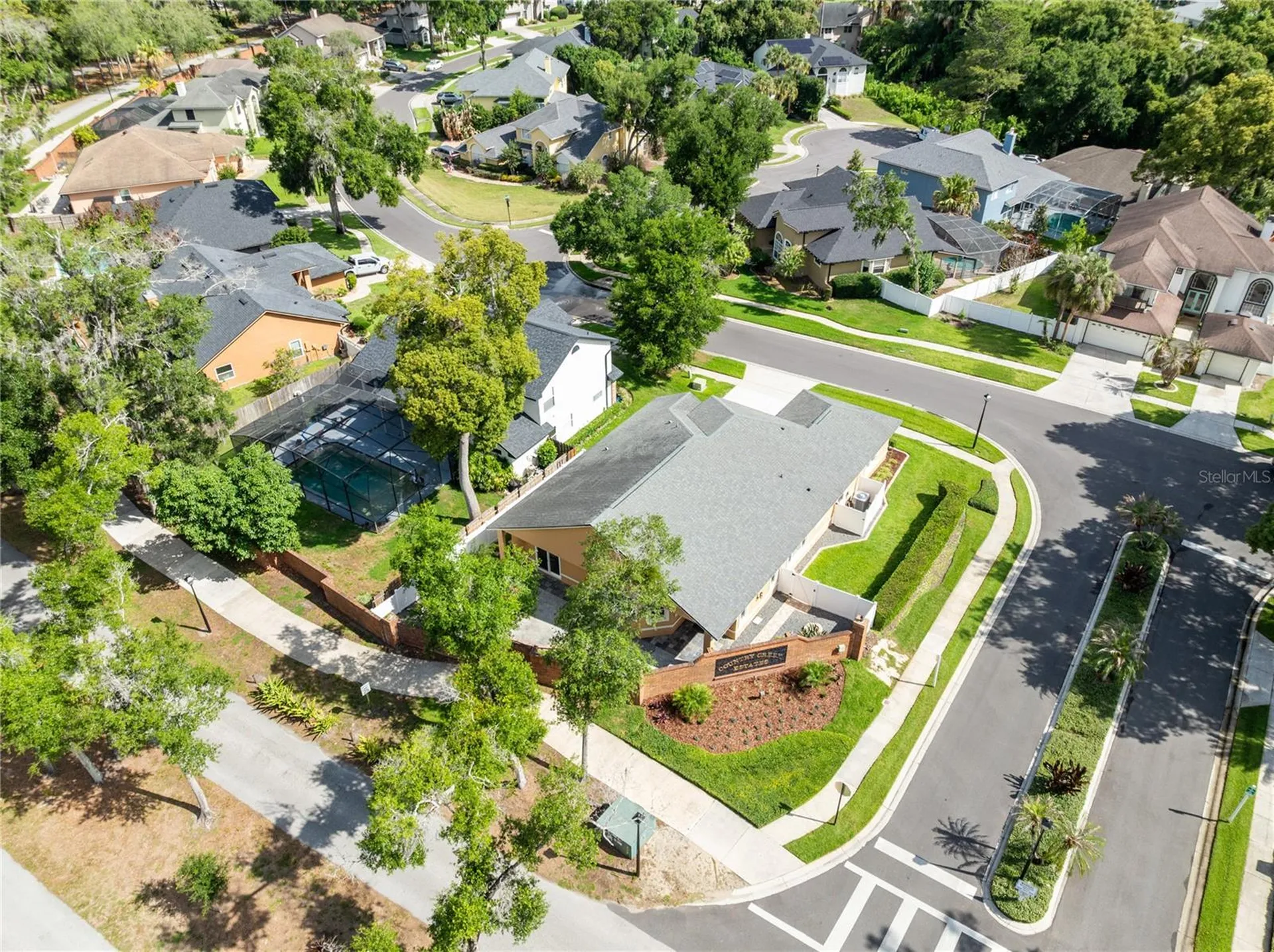 683 Oak Hollow Way Altamonte Springs FL 32714