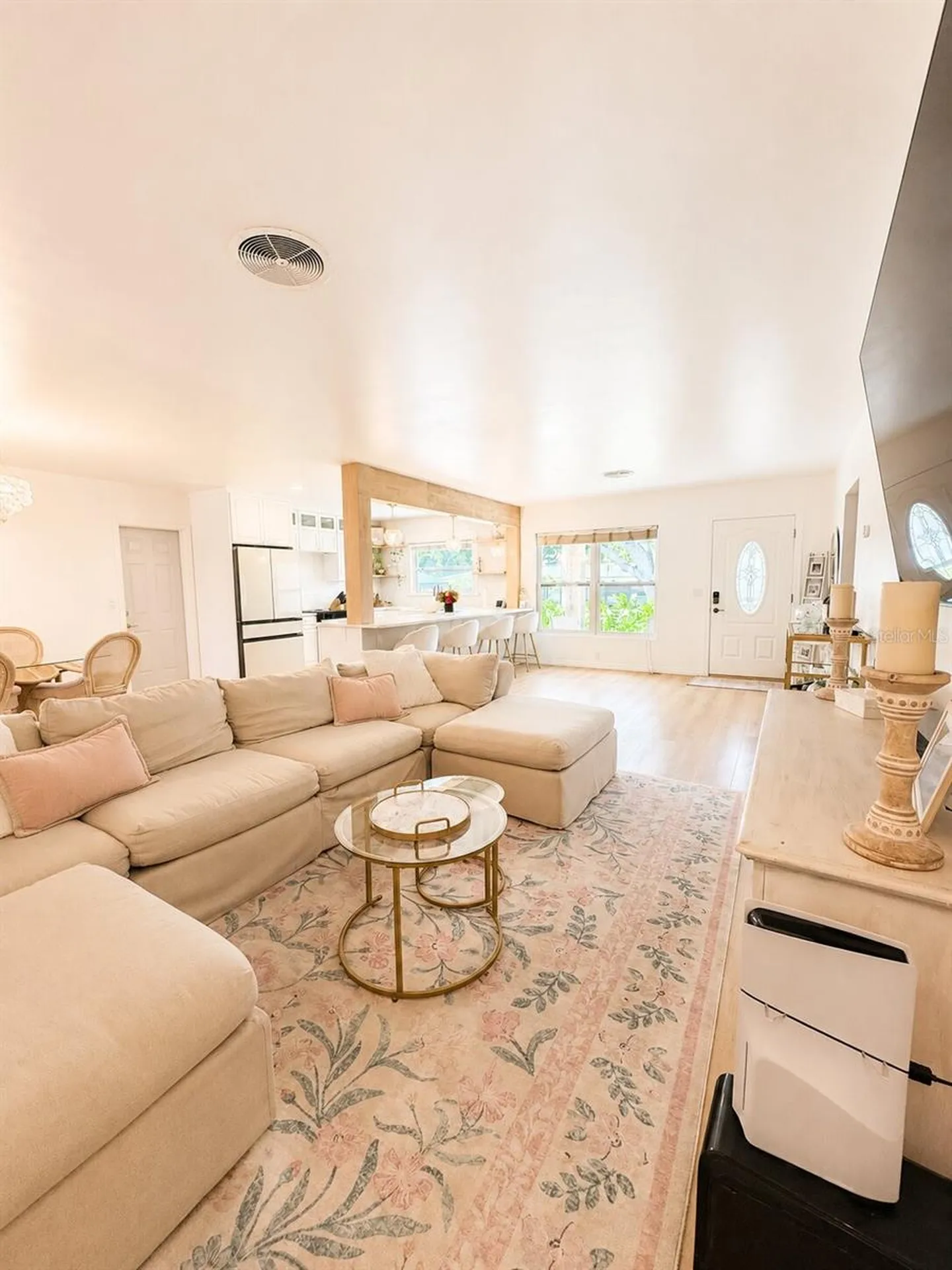 1818 Meadow Lane Clearwater FL 33764