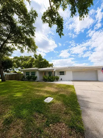 1818 Meadow Lane Clearwater FL 33764