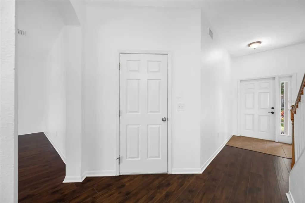 2227 Roanoke Springs Drive Ruskin FL 33570